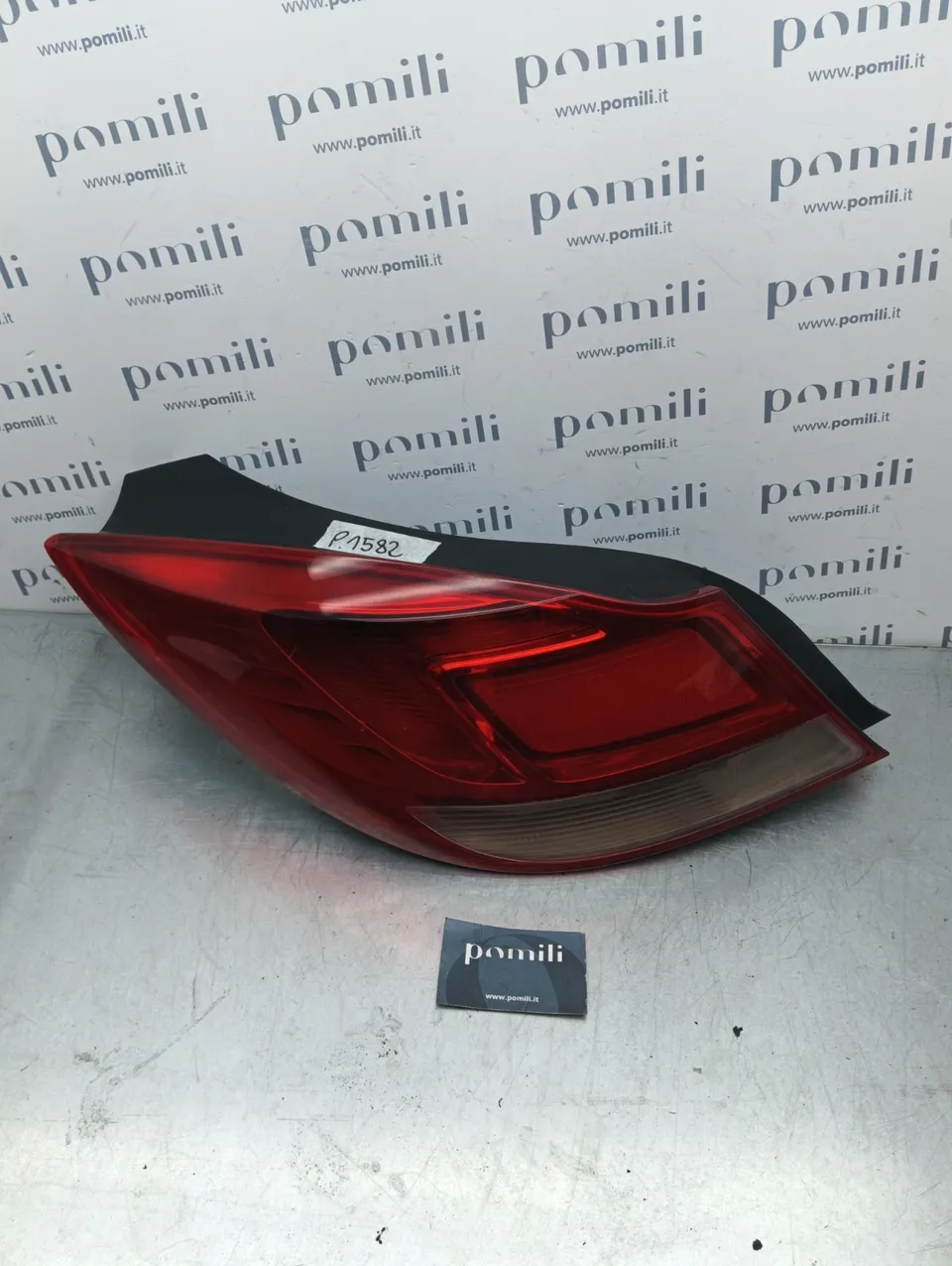 Pomili Fanaleria Fanale posteriore sinistro Opel Insigna A 168348 usato