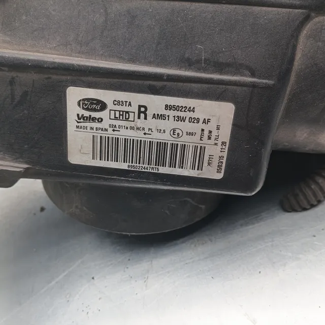 Pomili Fanaleria Ford C-MAX II 2010-2019 89502244 fanale anteriore destro usato