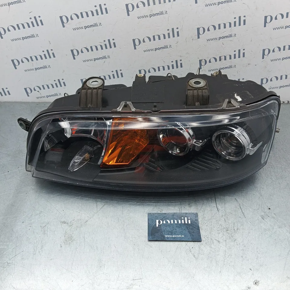 Pomili Fanaleria Fiat Punto 188 faro anteriore sinistro 205958 usato