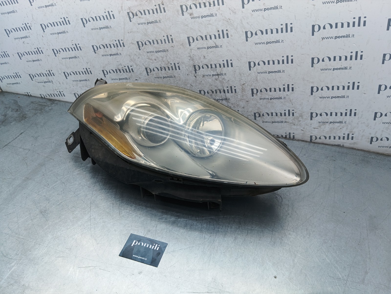Pomili Fanaleria Faro anteriore destro Fiat Bravo/Croma 43700748 usato opacizzato