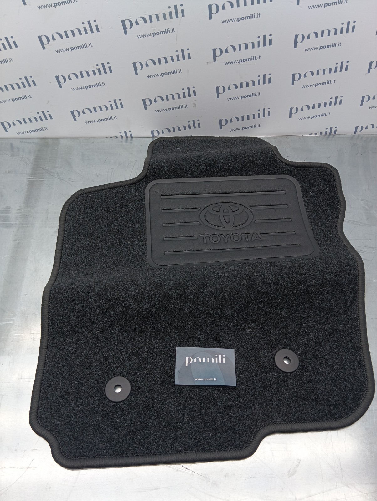 Pomili Tappetino anteriore Toyota Yaris PZ410-E8356-HA sinistro