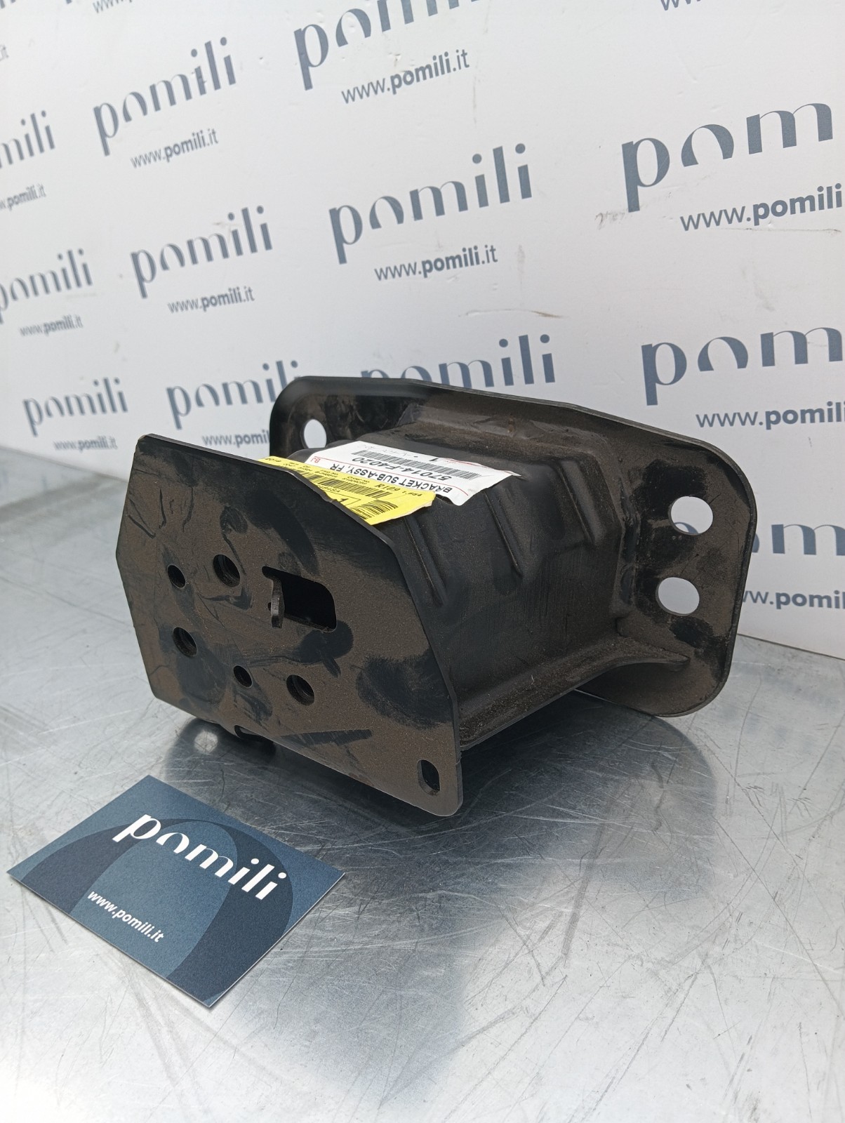Pomili Paraurti anteriore Staffa supporto Toyota C-HR 57014-F4020