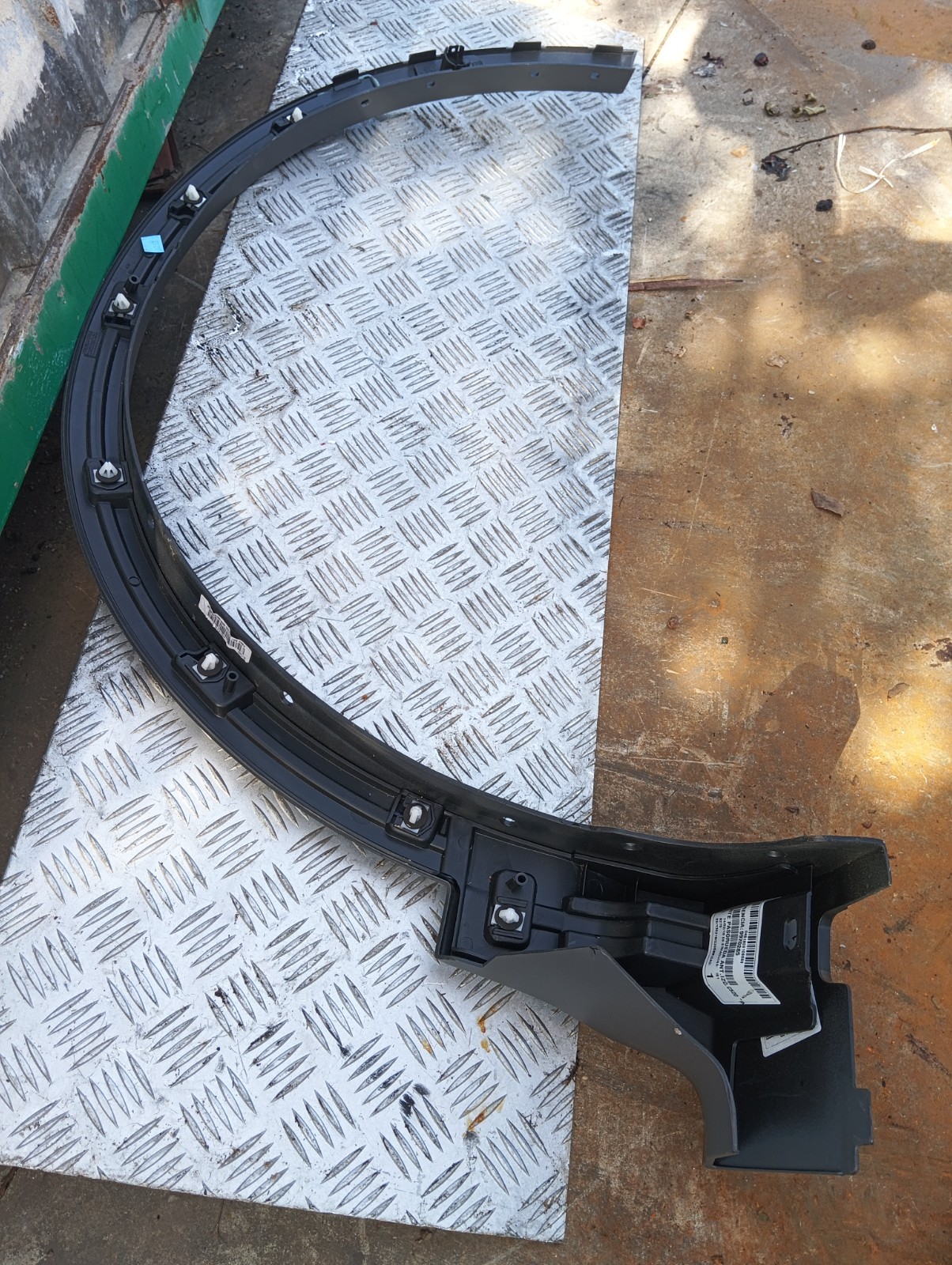 Pomili Lamierati esterni Ford Kuga Mk3 modanatura passaruota posteriore CV4J-516D239