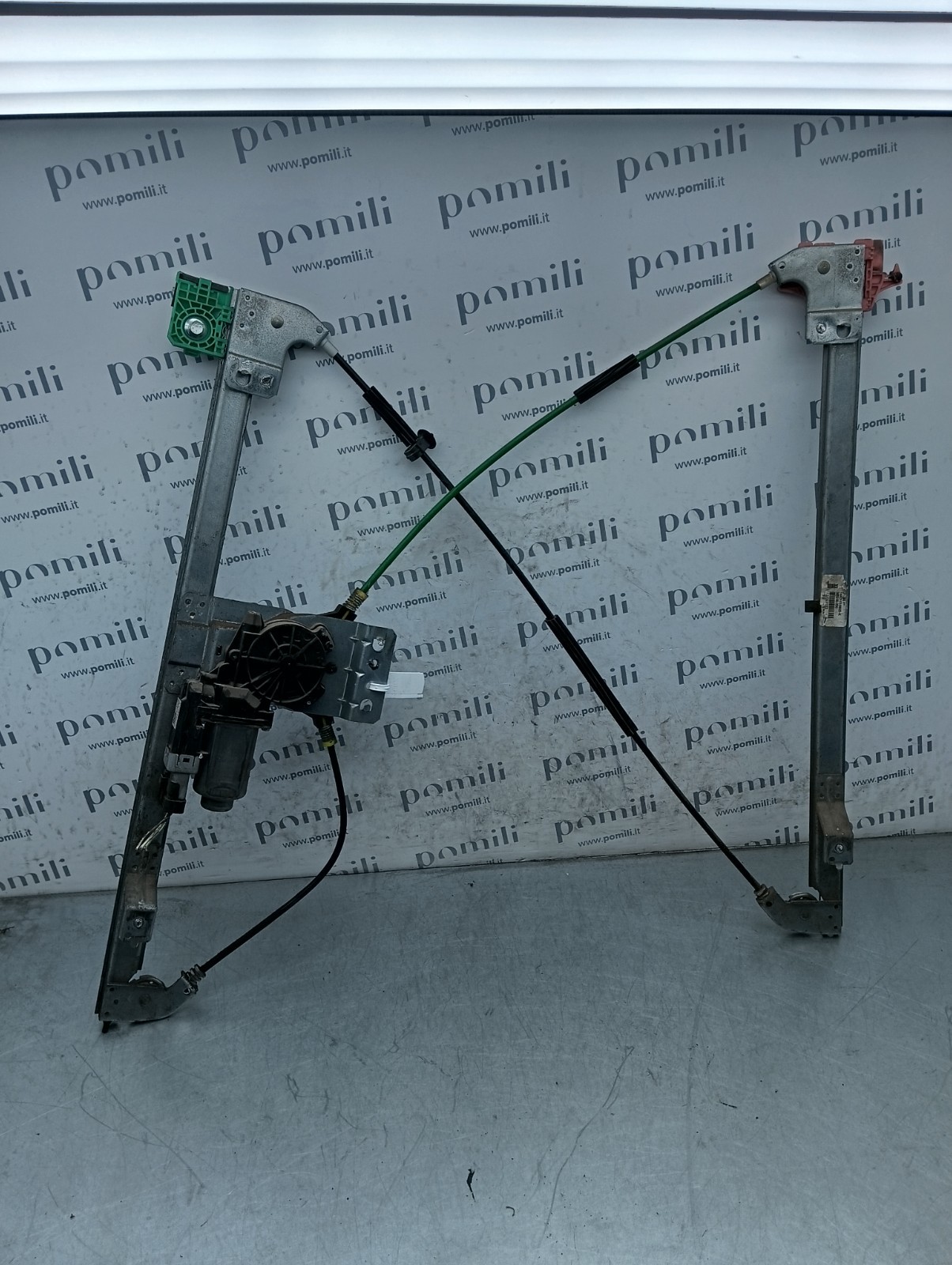 Pomili Rivestimenti interni Alzacristalli anteriore destro 400983F usato