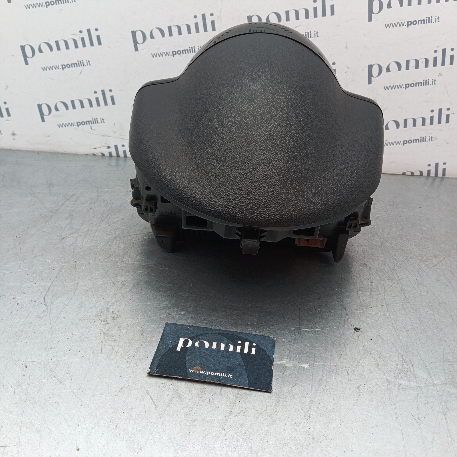 Pomili Rivestimenti interni e parti interne A4519009800/001 cruscotto contachilometri usato