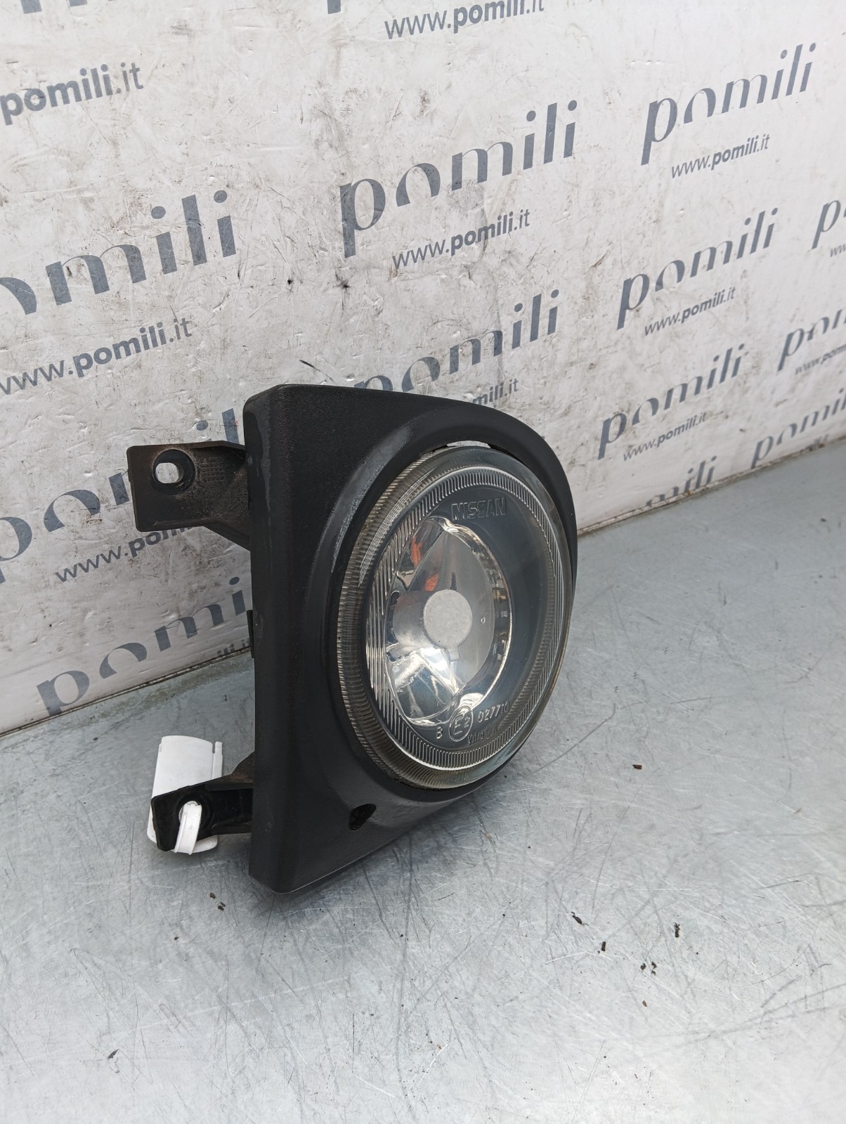 Pomili Fanaleria Fendinebbia Nissan Micra K11 sinistro 261556F700 usato