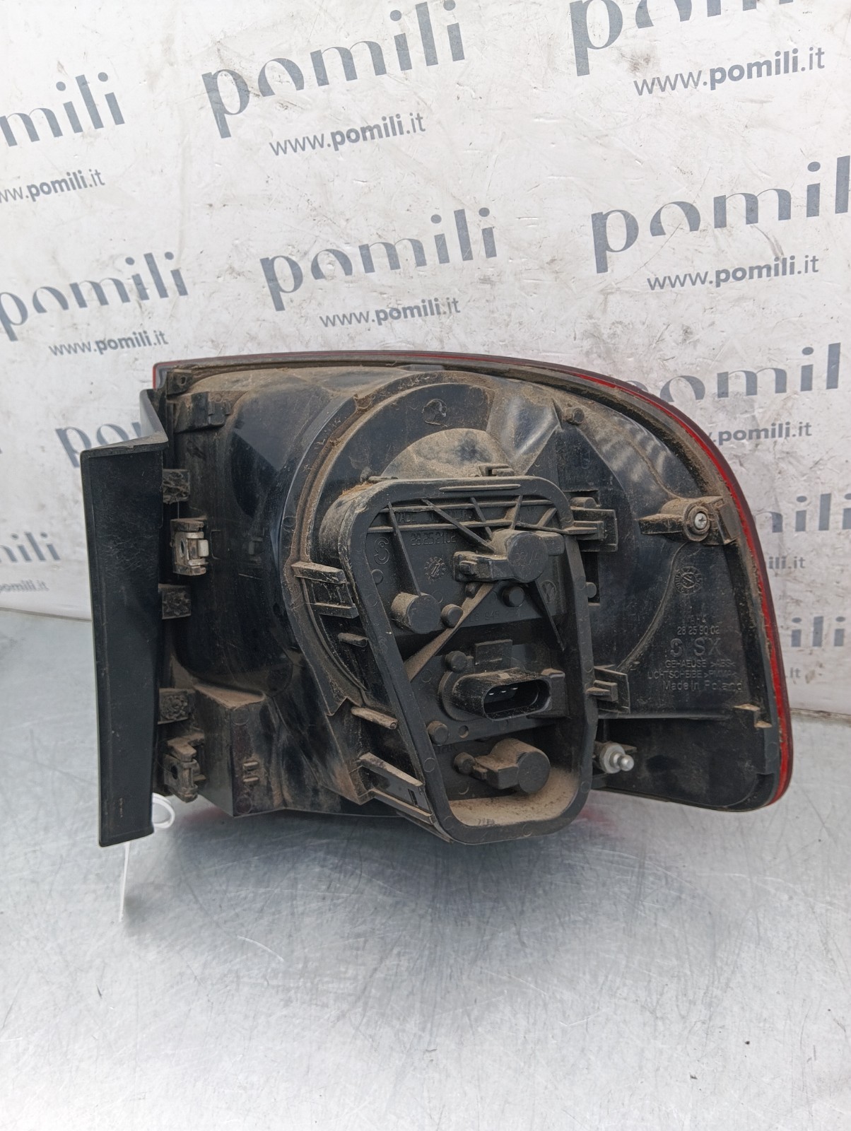 Pomili Fanaleria Volkswagen Touareg fanale sinistro usato OEM 28259002