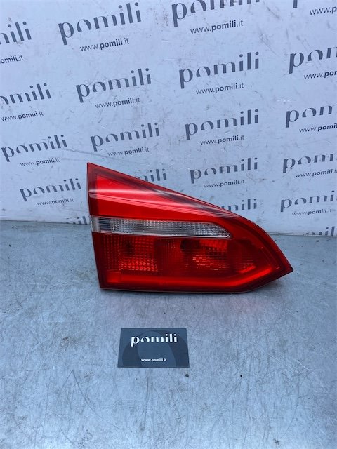 Pomili Fanaleria Fanale post. parte est. S001 FORD FOCUS (CEW) (09/14>08/19<) fanale esterno