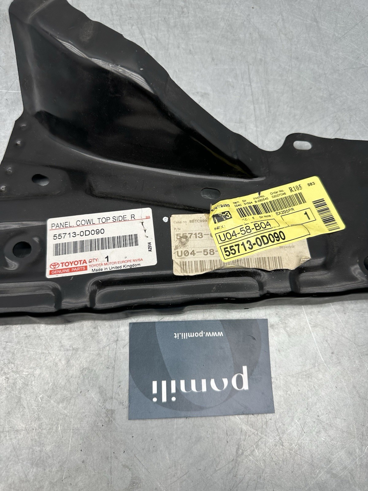 Pomili Cristalli Toyota Yaris 55713-0D090 pannello vasca tergicristalli destro