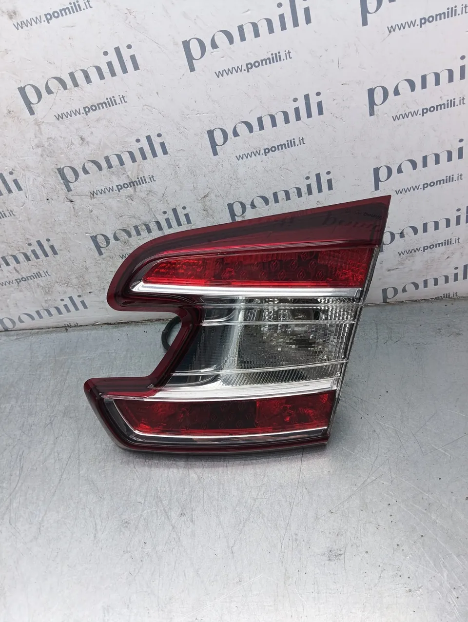 Pomili Fanaleria Renault Megane III Grandtour fanale destro portellone 265500027R usato
