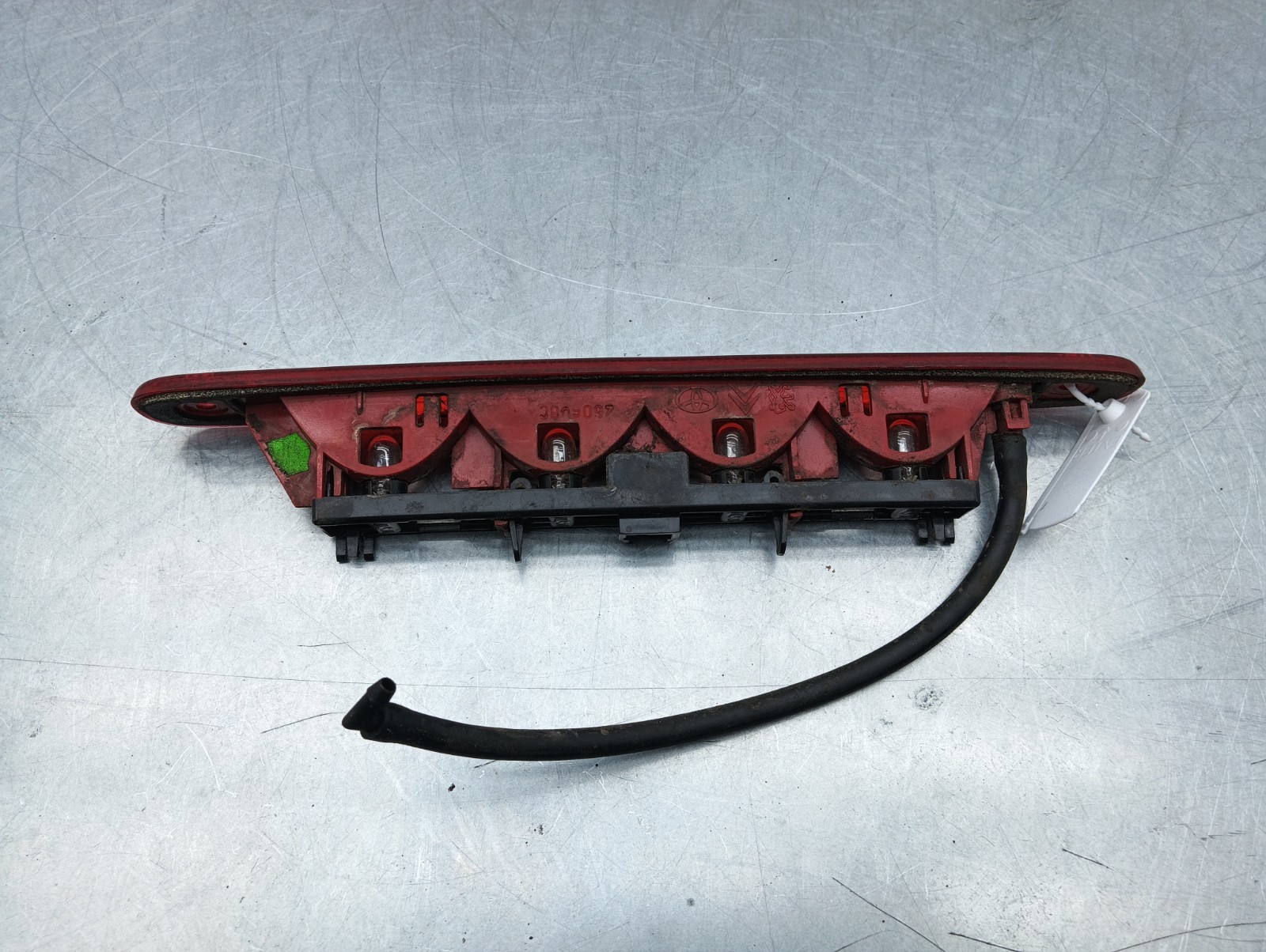 Pomili Fanaleria Terzo stop Toyota Aygo Peugeot 107 Citroën C1 815700H010 usato