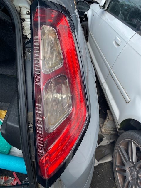 Pomili Fanaleria Fanale posteriore Fiat Punto Evo 3J destro