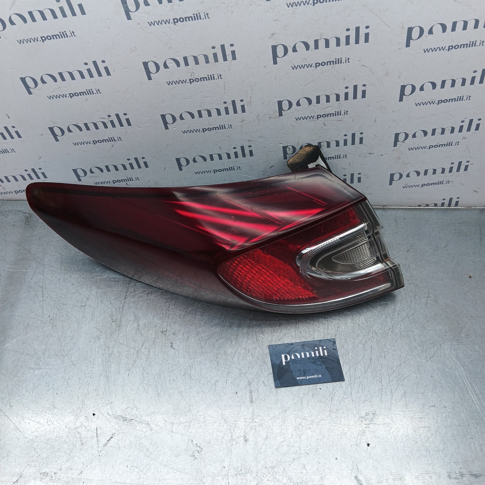 Pomili Fanaleria Fanale posteriore sinistro Renault Megane III 26555001R usato