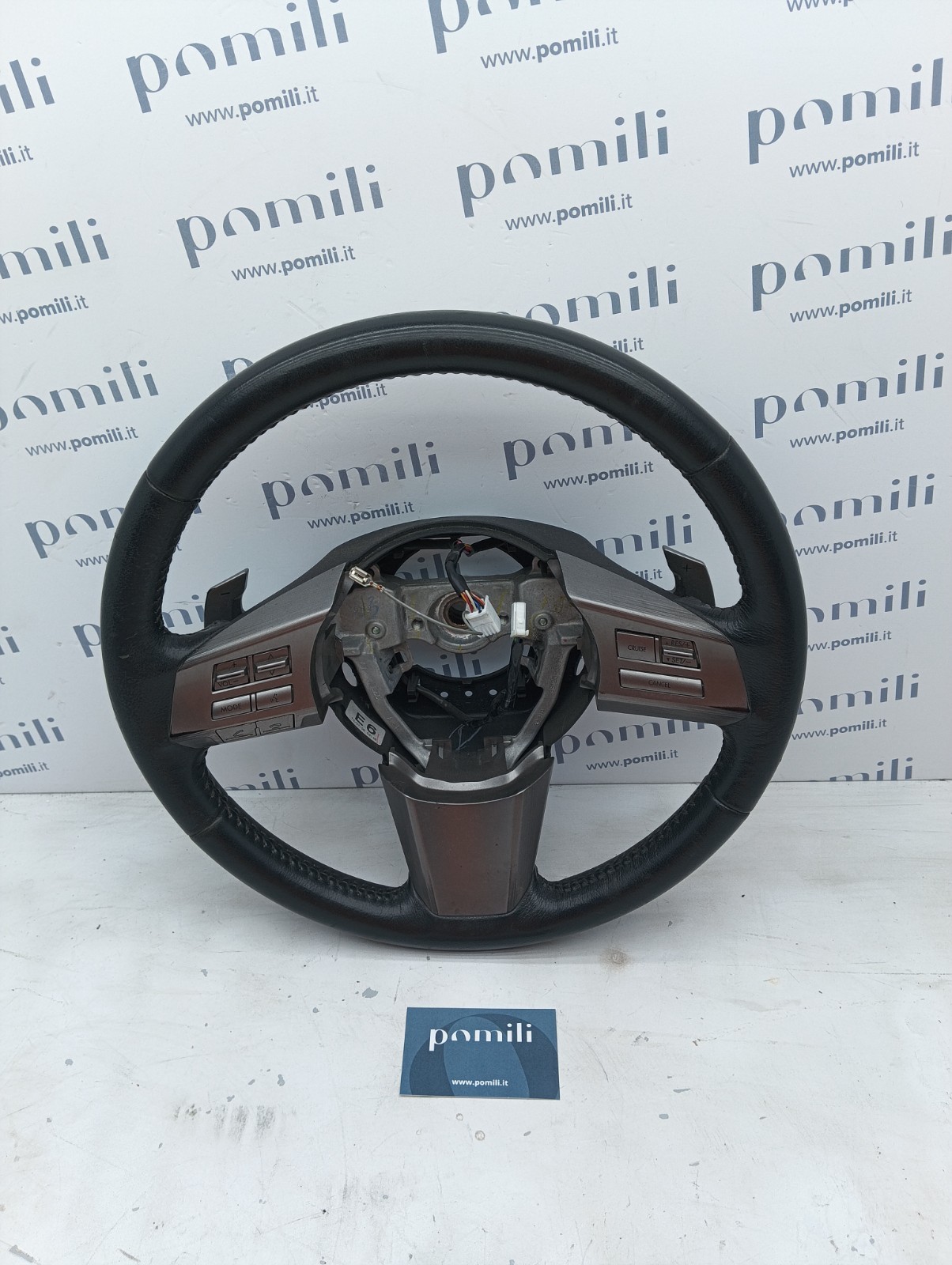 Pomili Rivestimenti interni e parti interne Volante Subaru Outback 2009-14 GS120-03720 usato