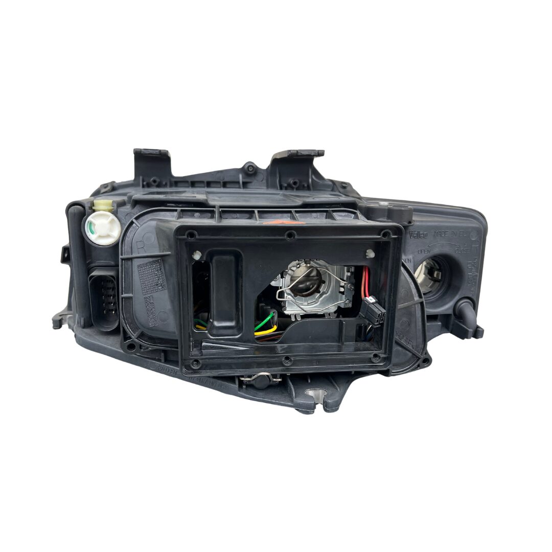 Sara Autoricambi Fanaleria 88611 fanale anteriore destro Audi A4 B6 H7 D1S H6W PY21W