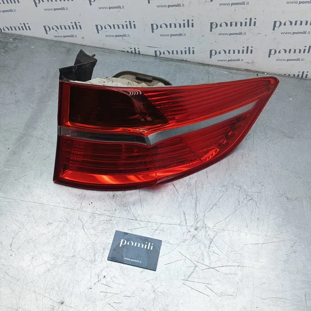 Pomili Fanaleria BMW X6 E71 fanale posteriore destro 22418002 usato