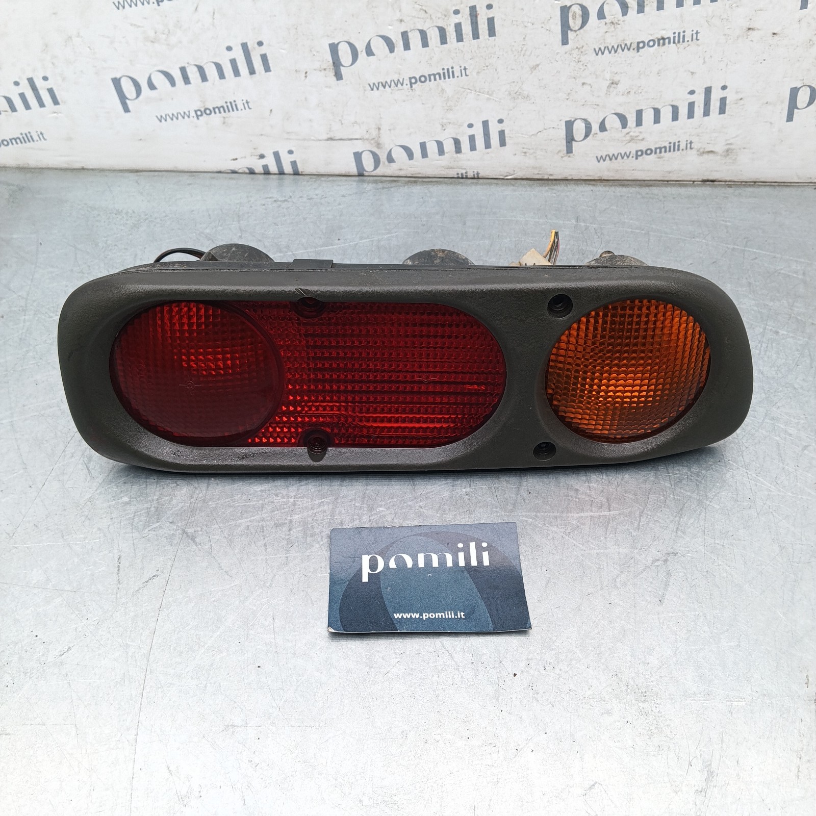 Pomili Fanaleria Fanalino posteriore basso sinistro Nissan Terrano II 265550X001 usato