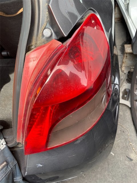 Pomili Fanaleria TOYOTA YARIS Fanale posteriore destro