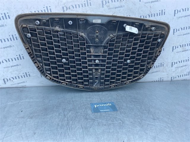 Pomili Paraurti anteriore LANCIA MUSA (TG) (07/04>06/08<) griglia centrale