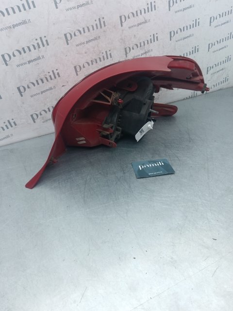 Pomili Fanaleria Peugeot 208 fanale posteriore sinistro