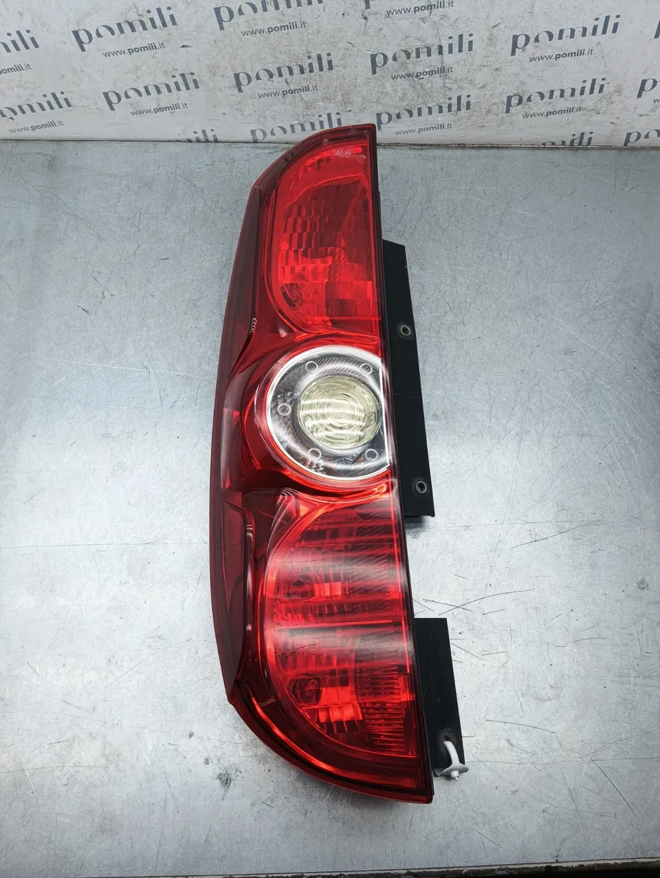 Pomili Fanaleria Fanale posteriore sinistro Fiat Doblò 263 usato 20380751