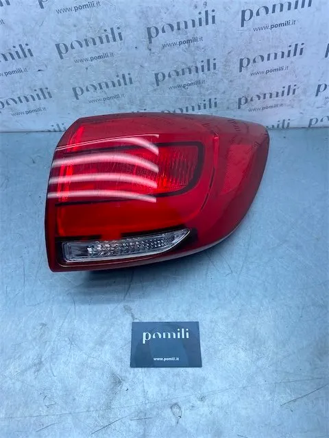 Pomili Fanaleria Fanale post. parte est. DX KIA SPORTAGE 3a Serie (03/14>06/16<)