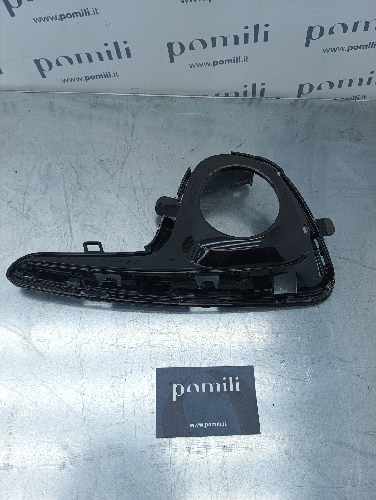 Pomili Fanaleria Toyota Yaris Cover fendinebbia destra 81481-0D360