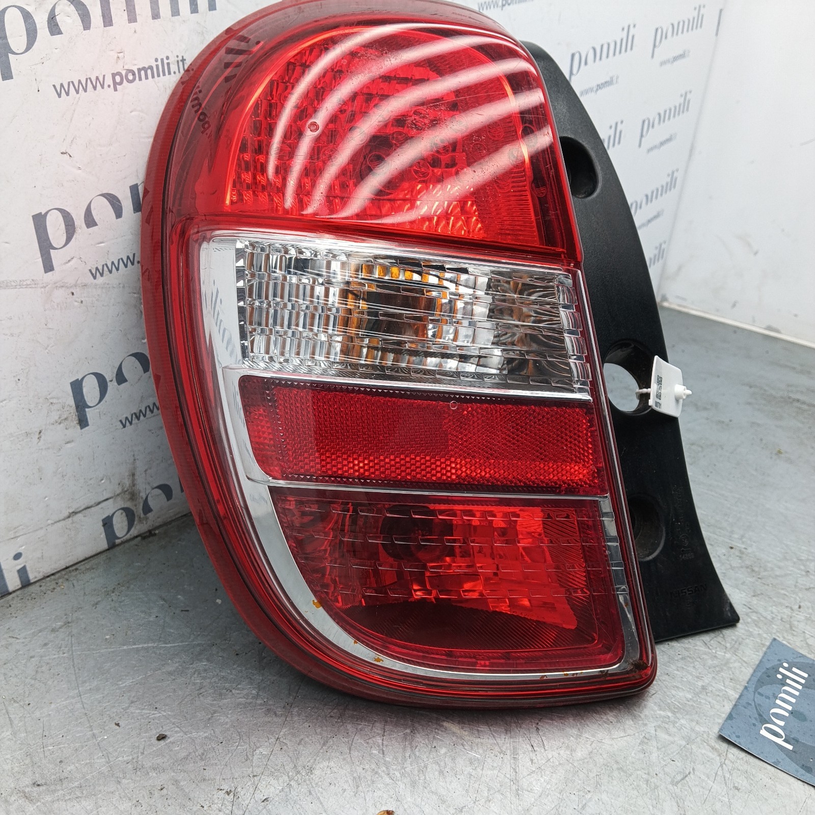Pomili Fanaleria Fanale posteriore sinistro Nissan Micra K13 (2010-2017) 89050366 fanale usato