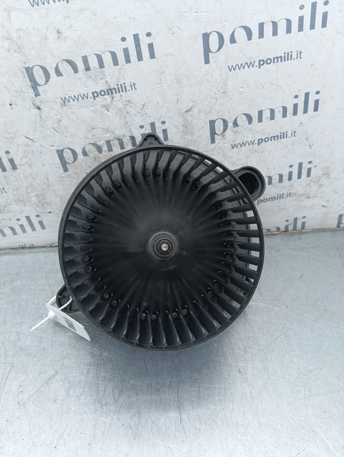Pomili Climatizzazione Ford Fiesta VIII/Ecosport/Puma II HB1H-19846-AA ventola abitacolo usata