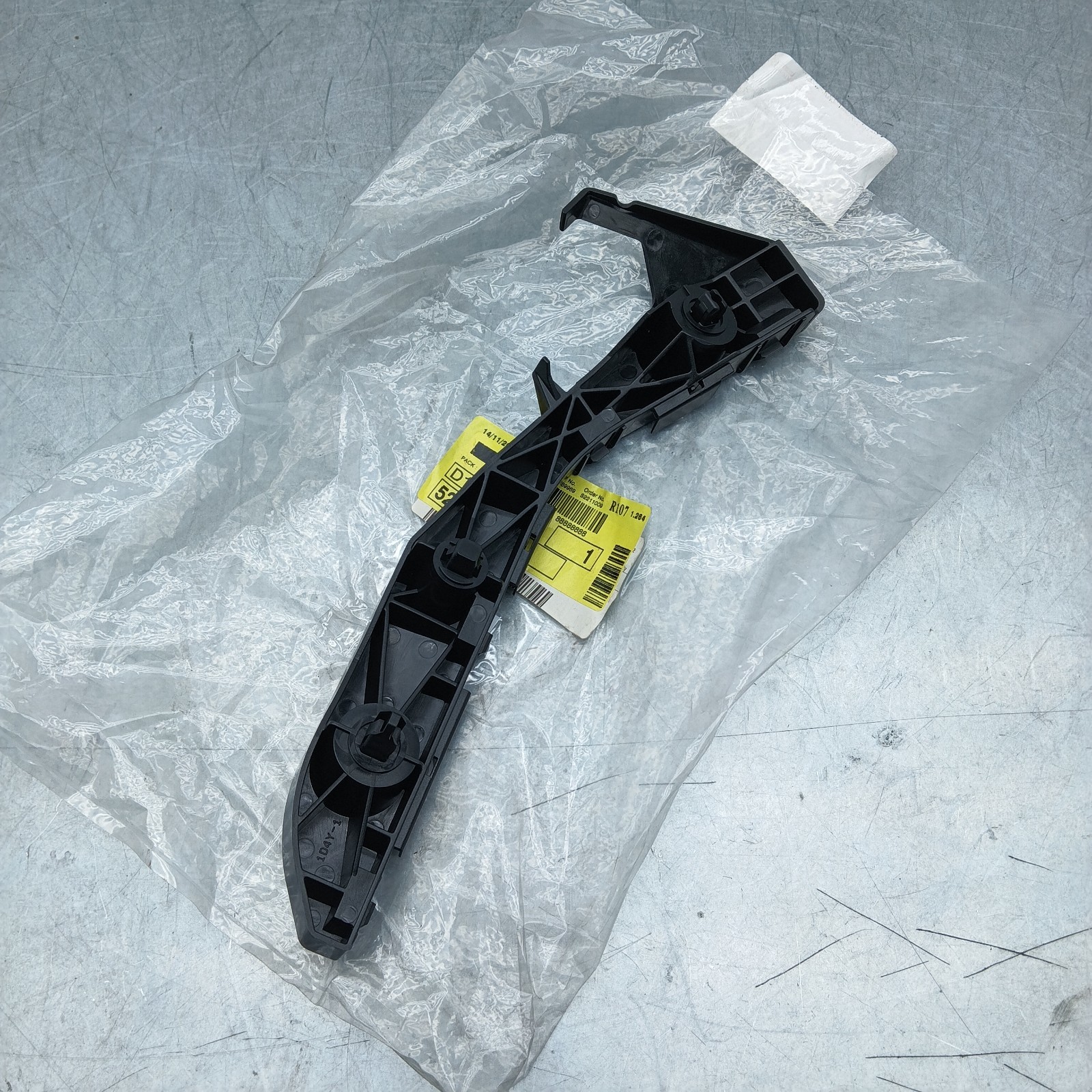 Pomili Paraurti anteriore Supporto destro paraurti anteriore Toyota Prius supporto nuovo