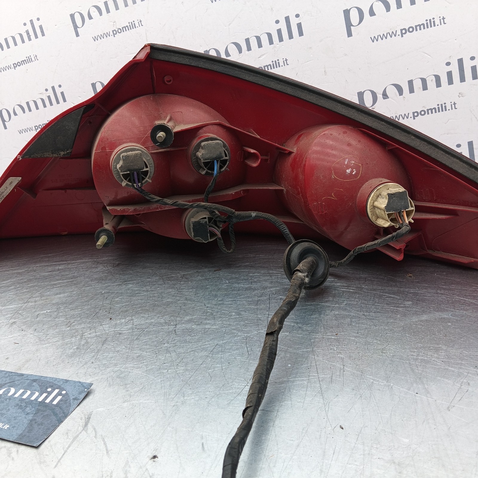 Pomili Fanaleria Ford Cougar EC fanale posteriore sinistro usato