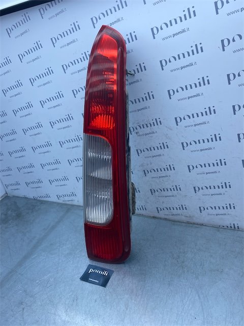 Pomili Fanaleria Ford Focus C-Max fanale posteriore destro