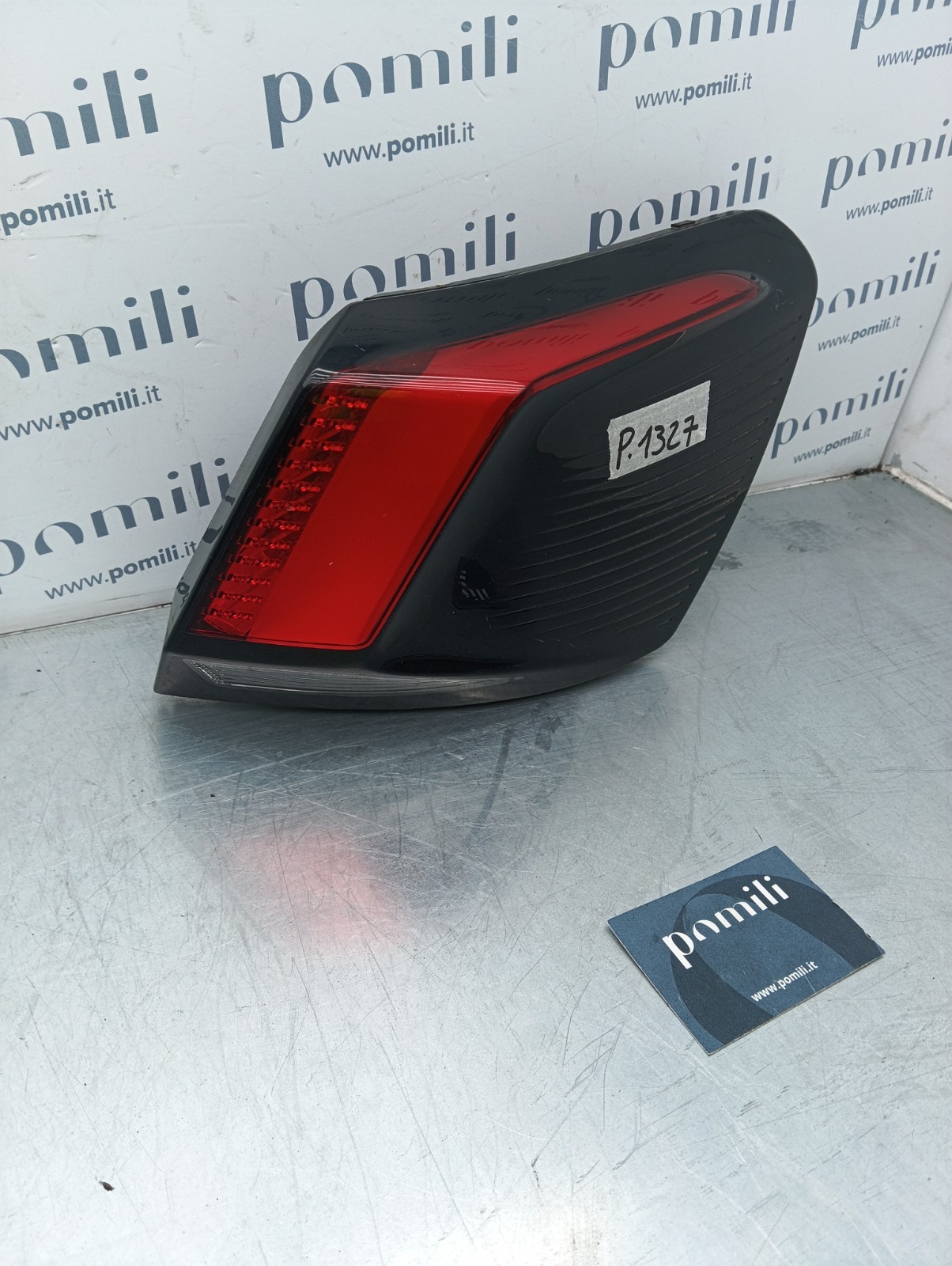 Pomili Fanaleria Peugeot 3008 fanale posteriore destro 9810477080 usato