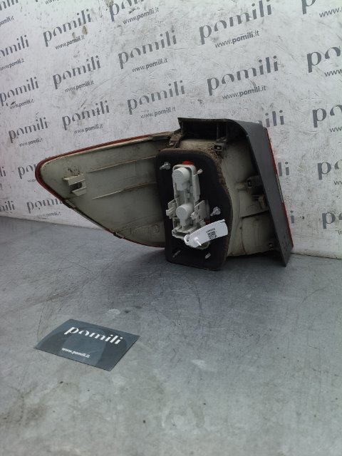 Pomili Fanaleria Mercedes-Benz Classe B T245 fanale posteriore destro esterno