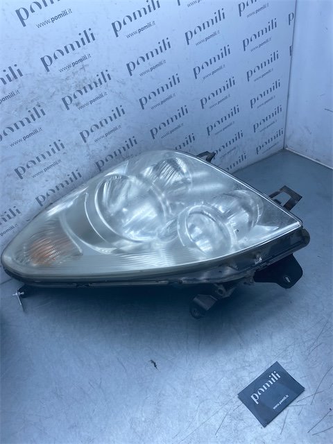 Pomili Fanaleria Proiettore SX Toyota Corolla Verso faro anteriore sinistro 1 pezzo