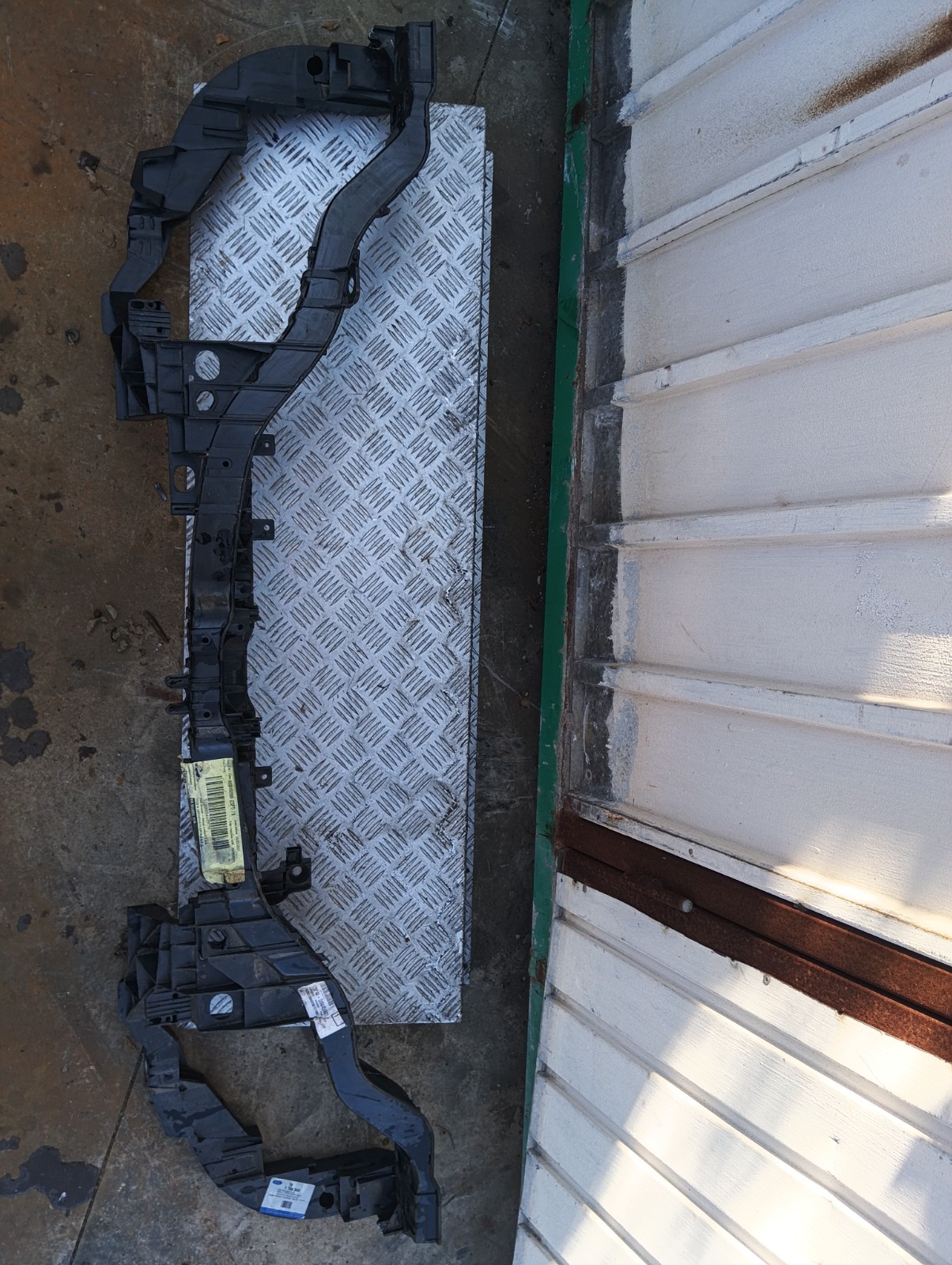 Pomili Paraurti anteriore Armatura interna rinforzo Ford Kuga 2013-16 1788544 armatura nuova