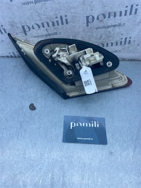 Pomili Fanaleria Opel Astra P10 fanale posteriore interno destro