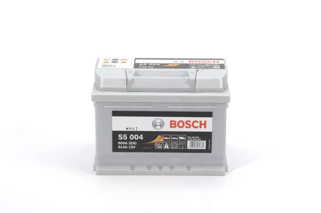 Bosch Batterie S5004 batteria auto 61 Ah 600 A senza Start/Stop