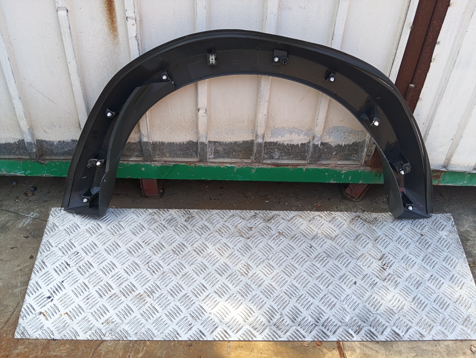 Pomili Lamierati esterni Copertura posteriore destra passaruota Ford Transit BK3129066AJW