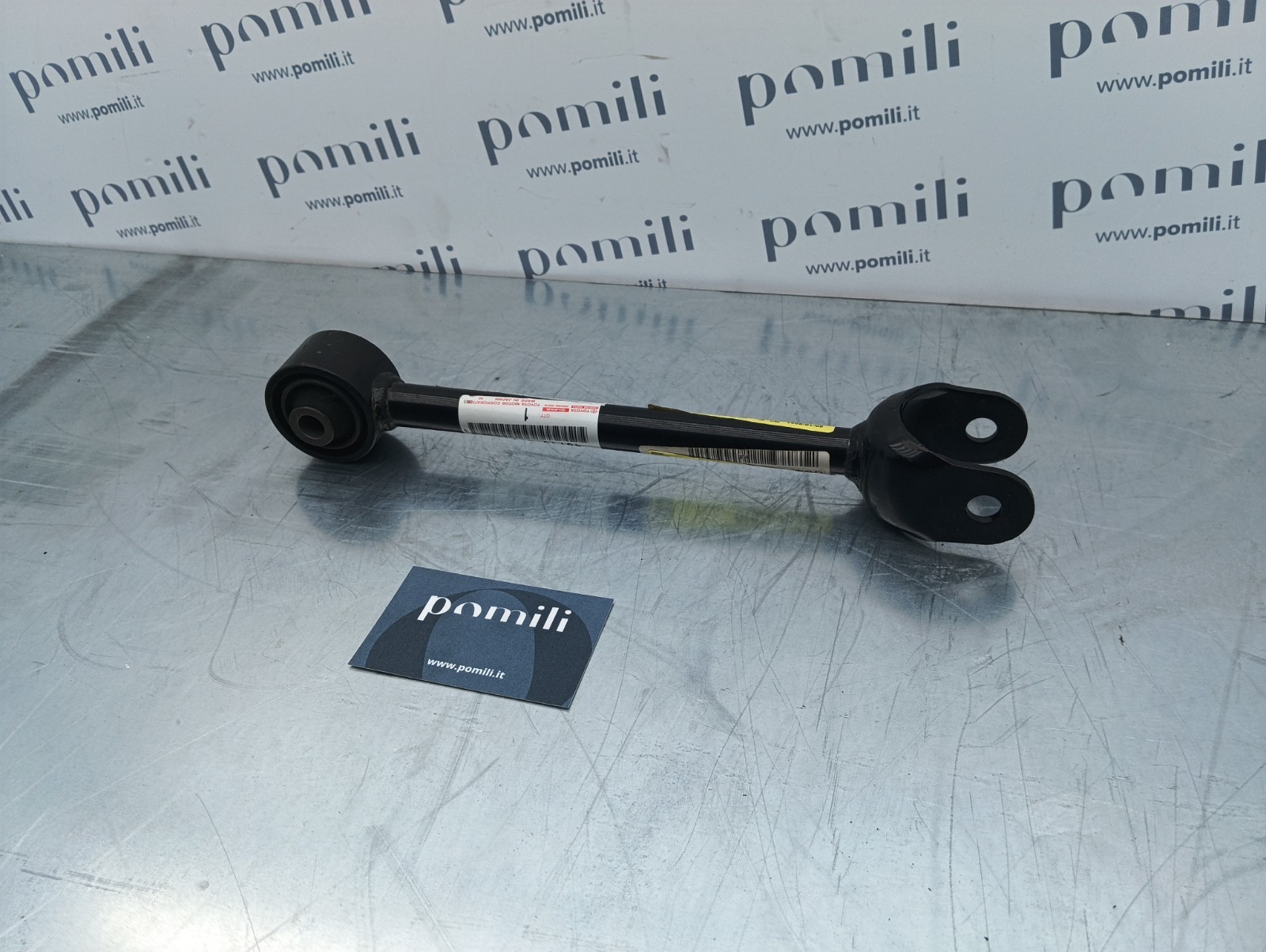 Pomili Sterzo e ammortizzatori Braccio sospensione posteriore destro Toyota Genuine Parts 48710-47010