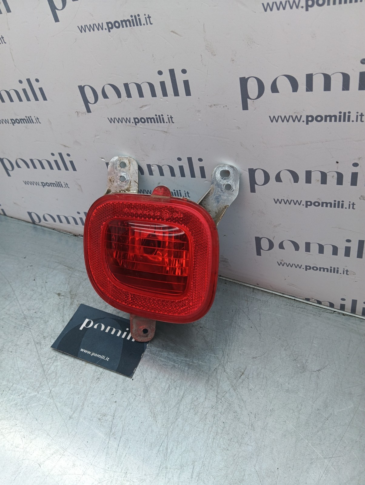 Pomili Fanaleria Fanale fendinebbia posteriore sinistro Panda 312 (2012+) 51848138 usato