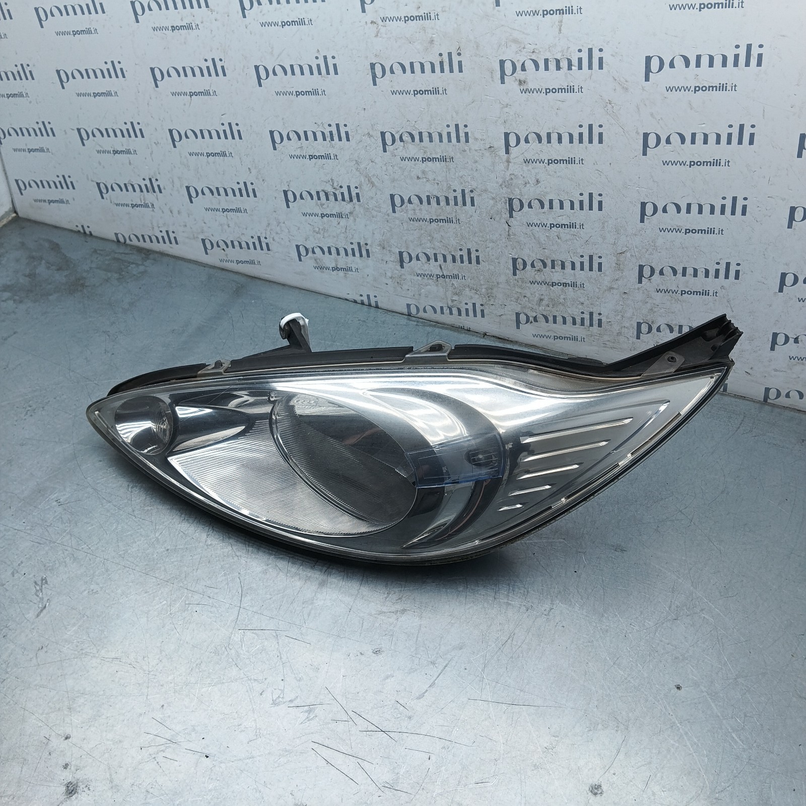 Pomili Fanaleria 45950748 faro anteriore sinistro Ford Ka II usato