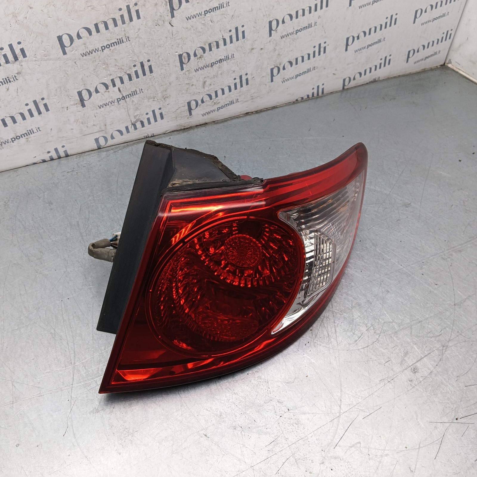 Pomili Fanaleria Hyundai Santa Fe II fanale posteriore destro usato
