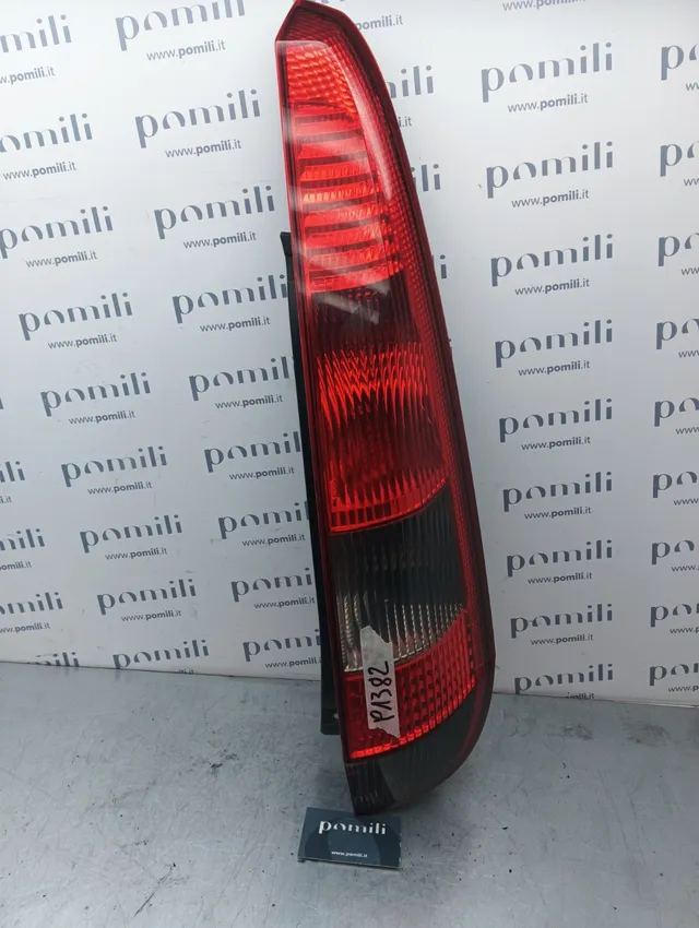 Pomili Fanaleria Fanale posteriore destro Ford Fiesta 20010748 usato