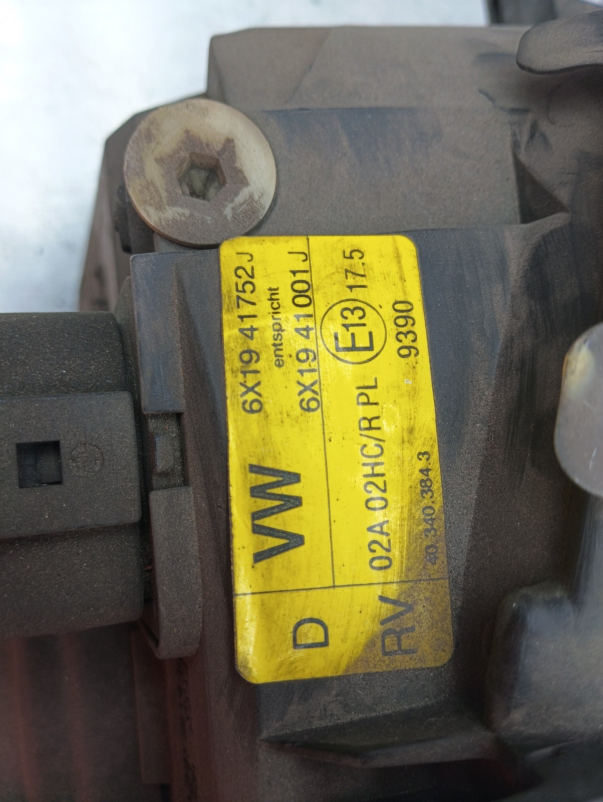 Pomili Fanaleria Faro anteriore sinistro Volkswagen Lupo 6X1941752J usato