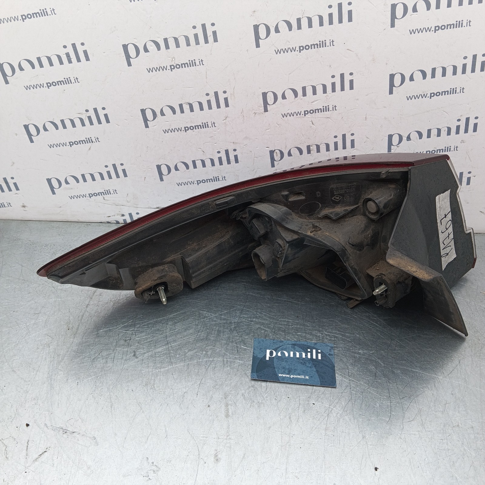 Pomili Fanaleria fanale posteriore destro Renault Megane III Grandtour 265500010R usato