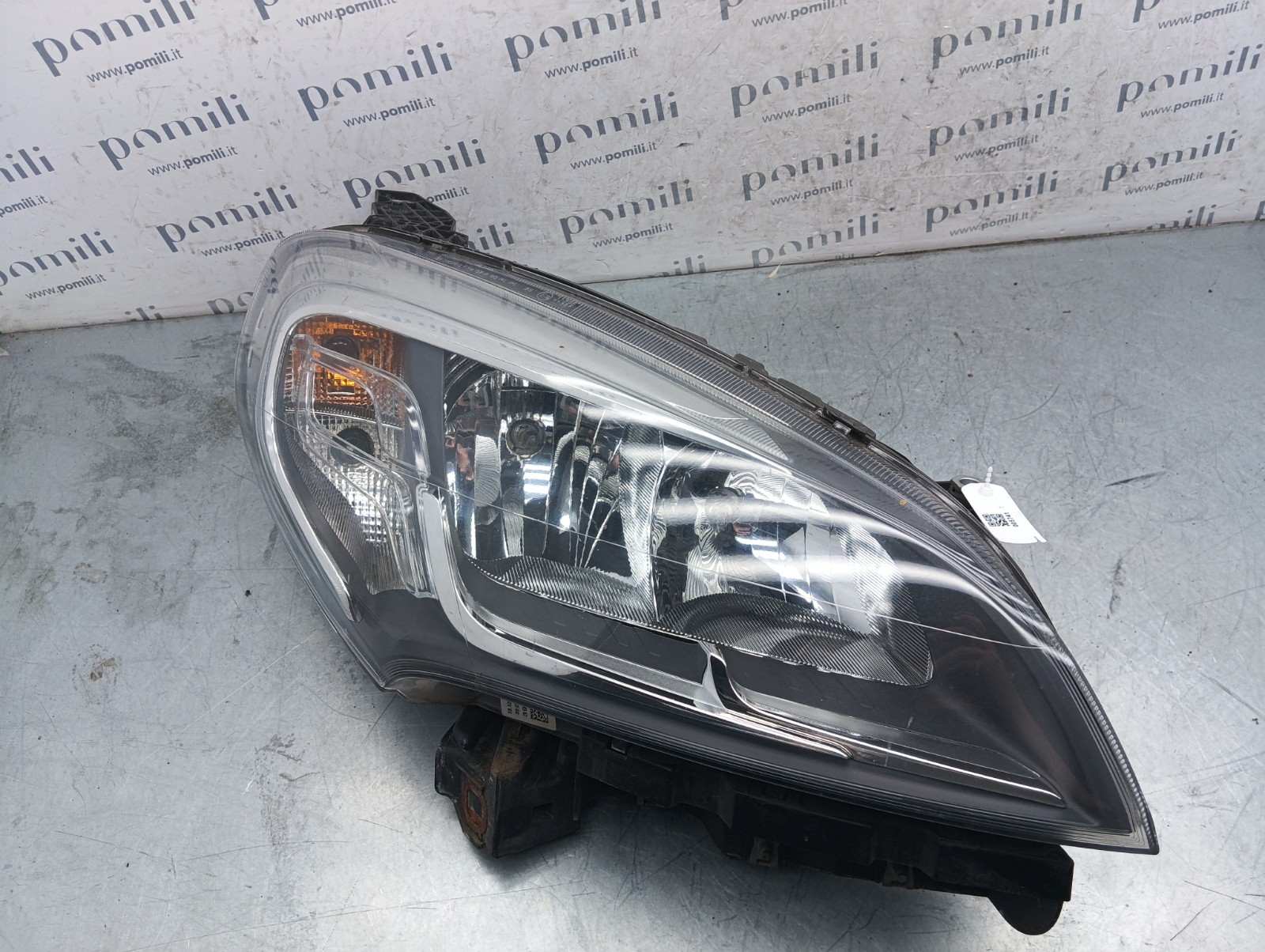 Pomili Fanaleria faro destro Fiat Doblò 263 10490748