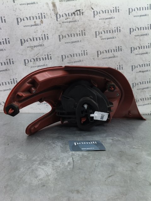 Pomili Fanaleria Fanale post. DX PEUGEOT 208 (01/12>11/15<)