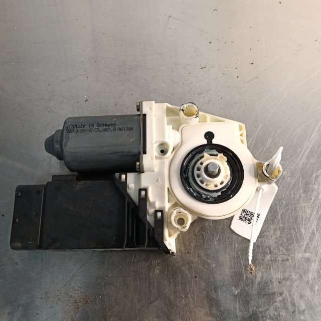 Pomili Rivestimenti interni Motorino alzacristallo Volkswagen Golf 1J anteriore destro