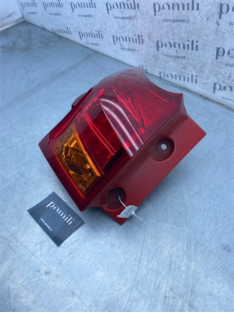 Pomili Fanaleria Toyota Auris fanale posteriore sinistro esterno